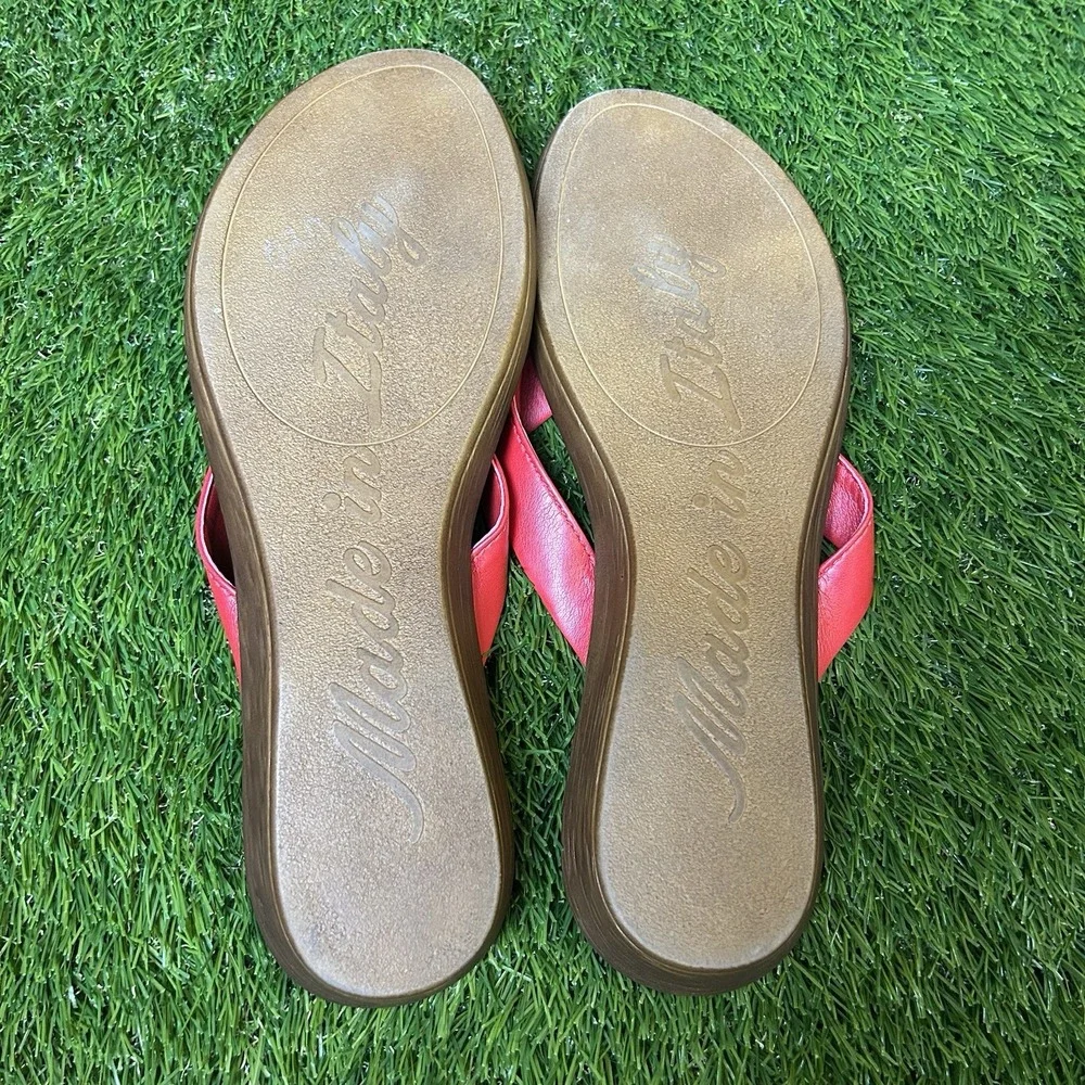 Italian Shoemakers Red Flower‎ Rhinestone Wedge Flip Flop Sandals Womens 9 Italy